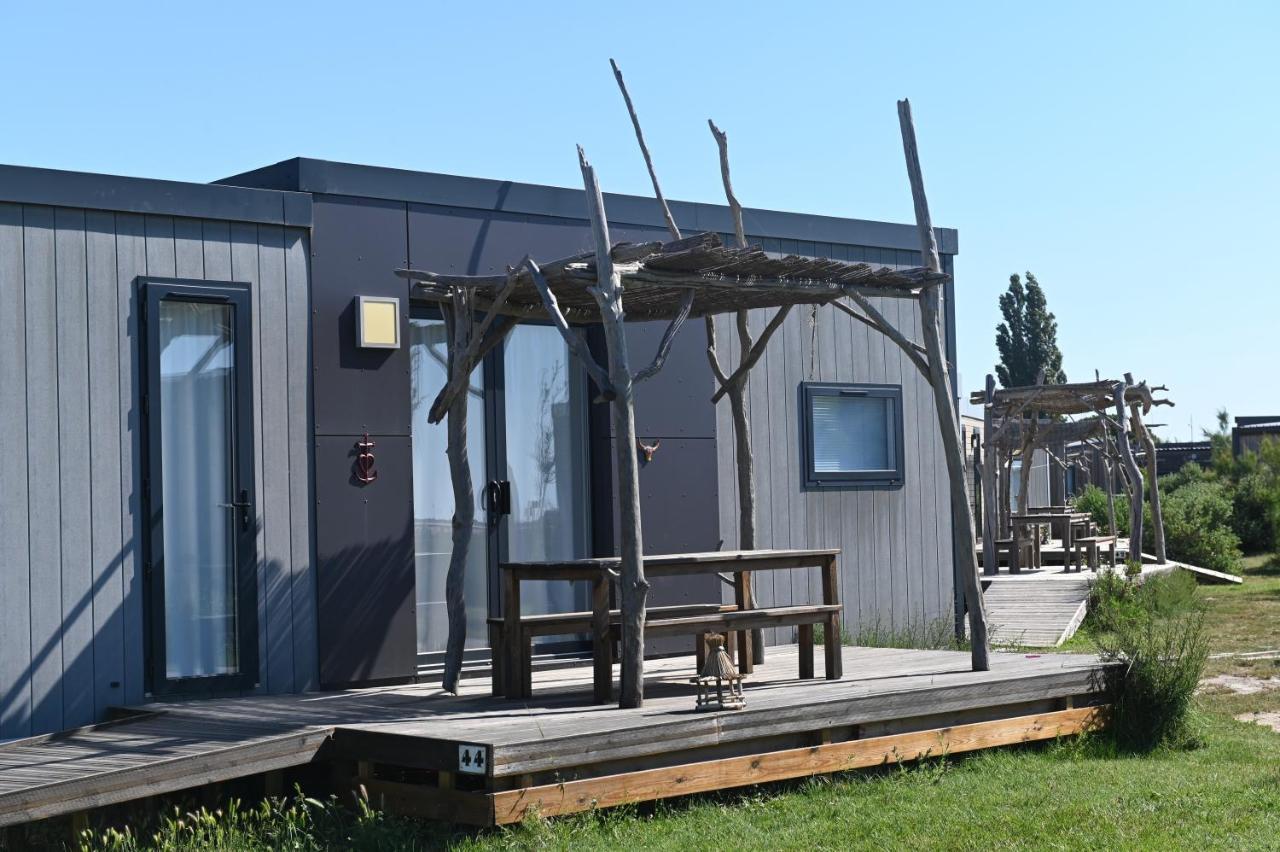 Villa Camping Les Bois Flottes Salin-de-Giraud Exterior foto